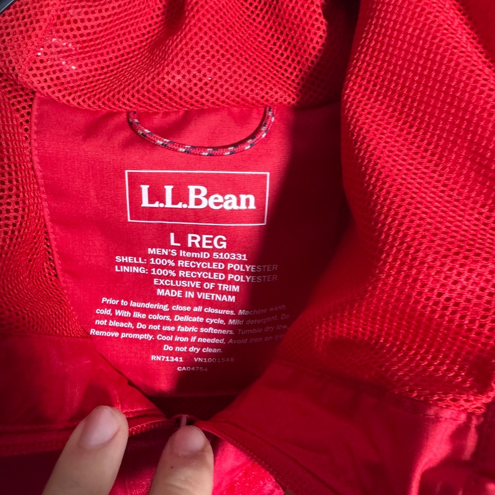 L.L.Bean Windbreaker Rain Jacket Mens L Red Solid Hooded Full Zip Shell 510331 - Picture 3 of 5